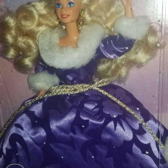 1993 Winter Royal Barbie NIB - Picture 9 of 9